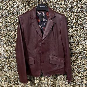 😎DANIER ~ Burgundy colour leather blazer